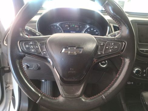 Used 2022 Chevrolet Equinox RS FWD image 15
