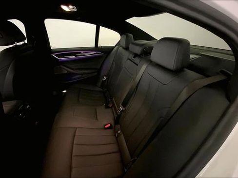 Used 2021 BMW 530e w/ Premium Package RWD image 12