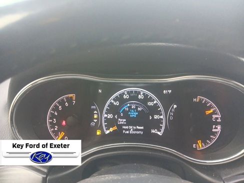 Used 2019 Jeep Grand Cherokee Altitude image 30