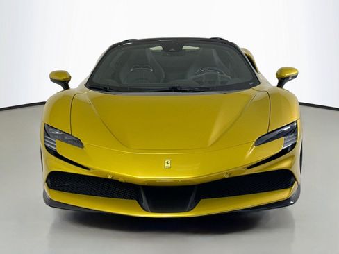 Used 2022 Ferrari SF90 Spider AWD/4WD image 11