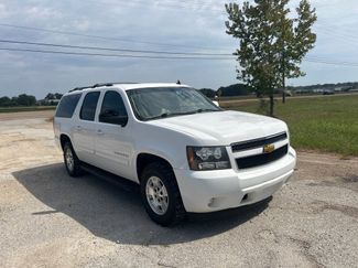 Used 2013 Chevrolet Suburban LT image 1