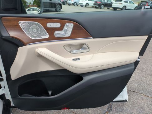 Certified 2025 Mercedes-Benz GLE 350 4MATIC image 36