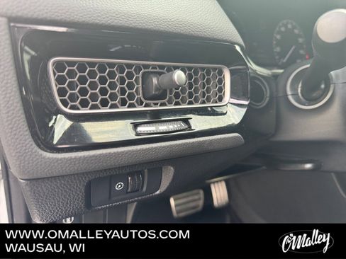 Used 2024 Honda Civic Sport image 17
