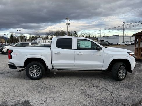 New 2026 Chevrolet Colorado LT image 3