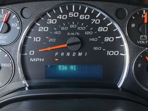 Used 2025 Chevrolet Express 2500 w/ Driver Convenience Package RWD image 25