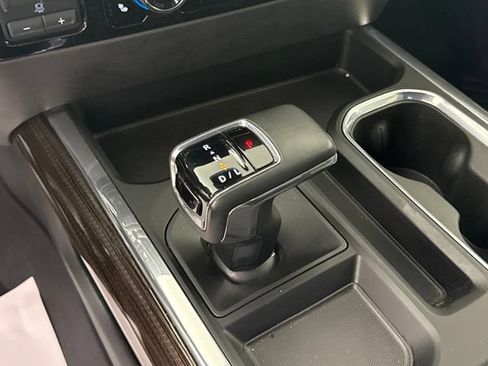 Used 2023 Chevrolet Silverado 1500 LT Trail Boss w/ Convenience Package II AWD/4WD image 26