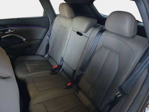 Used 2025 Audi Q5 Prestige AWD/4WD image 16