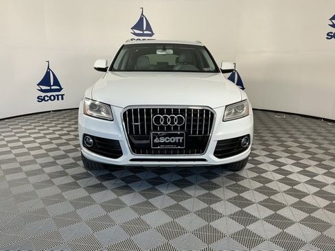 Used 2017 Audi Q5 2.0T Premium Plus w/ Technology Package image 2