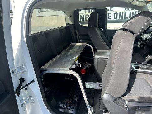 Used 2020 Chevrolet Colorado LT w/ Safety Package image 24