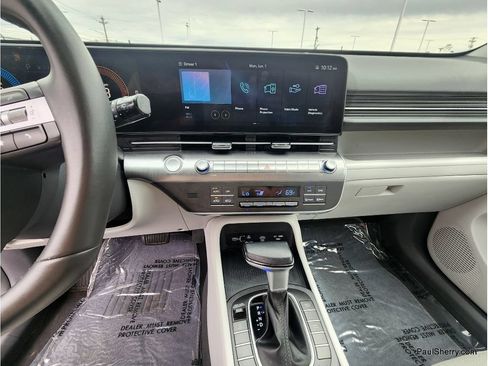 Used 2024 Hyundai Kona SEL AWD/4WD image 29