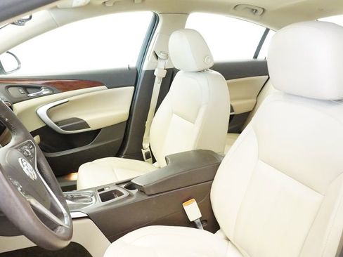 Used 2015 Buick Regal Premium w/ Experience Buick Package image 22