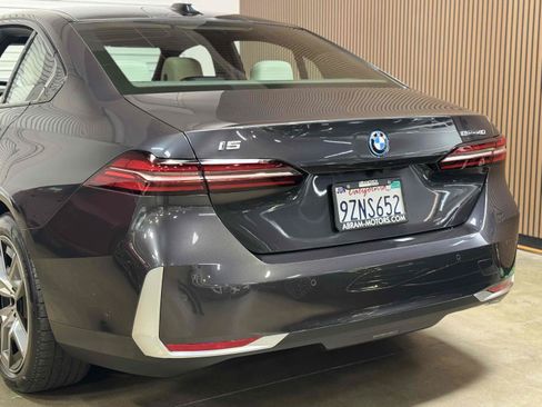 Used 2024 BMW i5 eDrive40i RWD image 30