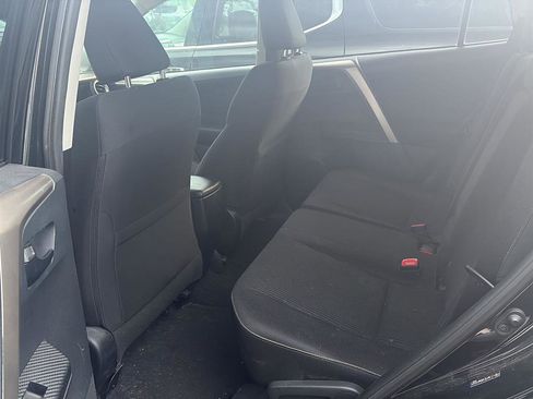 Used 2013 Toyota RAV4 XLE image 15