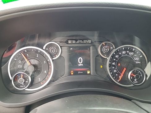 New 2026 RAM 2500 Big Horn AWD/4WD image 32
