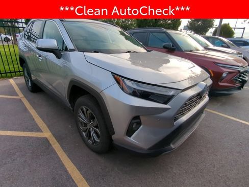 Used 2023 Toyota RAV4 Limited AWD/4WD image 3