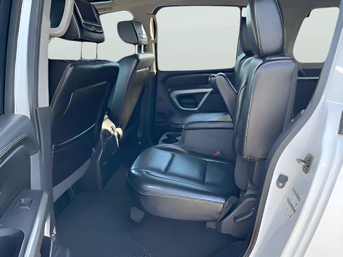 Used 2015 Nissan Armada Platinum AWD/4WD image 11