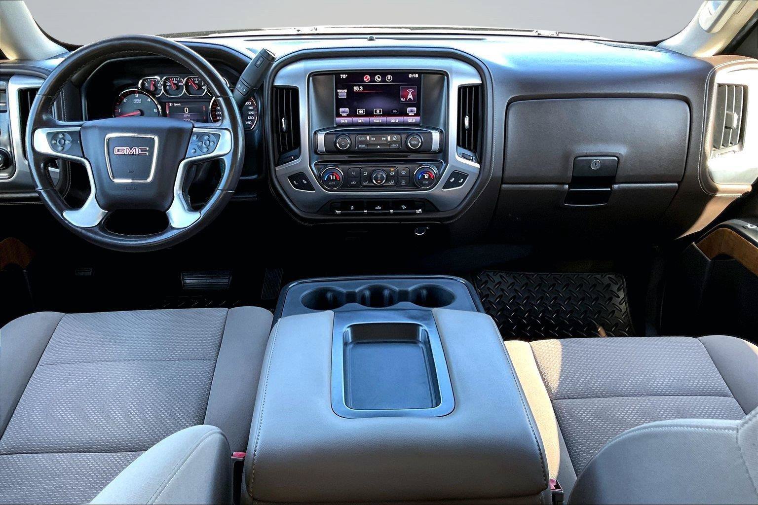Used 2015 GMC Sierra 1500 SLE w/ SLE Value Package AWD/4WD image 17