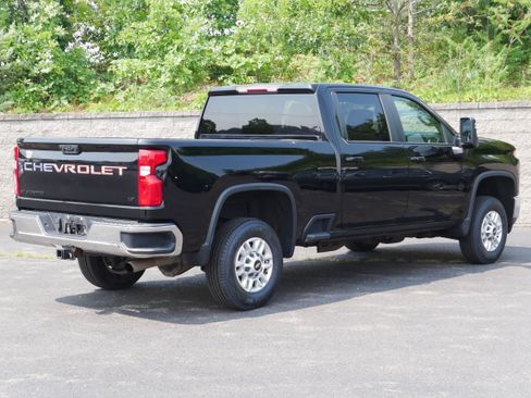 Certified 2022 Chevrolet Silverado 2500 LT w/ Convenience Package AWD/4WD image 8