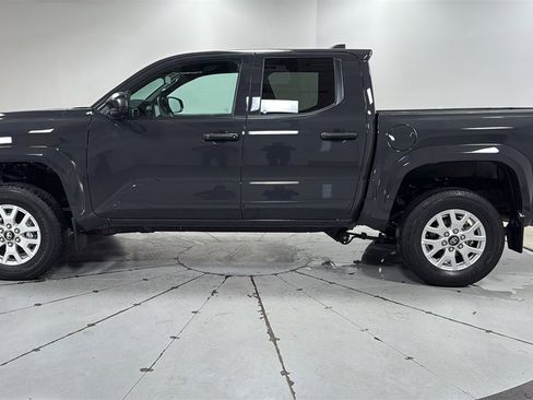 Certified 2024 Toyota Tacoma SR image 8
