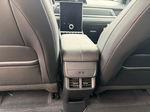 New 2026 GMC Terrain Elevation w/ Elevation Premium Package image 22