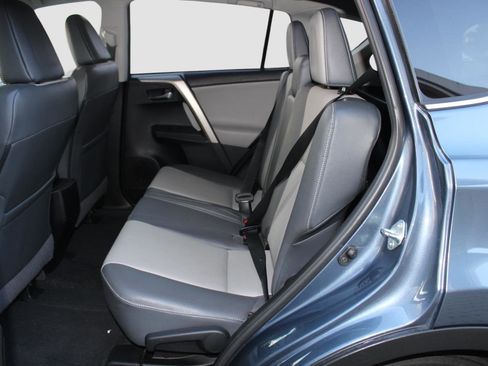 Used 2014 Toyota RAV4 Limited image 34