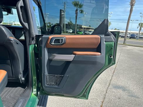 Used 2023 Ford Bronco Outer Banks AWD/4WD image 17