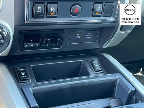 Certified 2021 Nissan Titan SV w/ SV Convenience Package AWD/4WD image 27