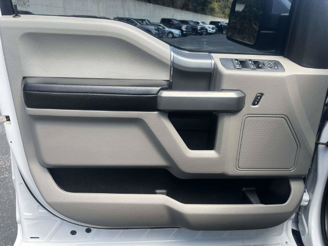 Used 2017 Ford F150 XLT w/ Equipment Group 301A Mid AWD/4WD image 17
