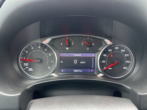 Used 2023 GMC Terrain SLT AWD/4WD image 14