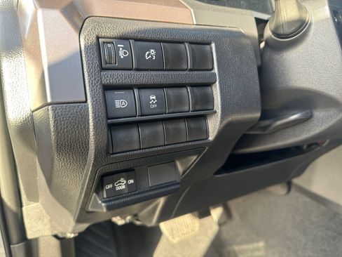 Certified 2026 Toyota Tacoma SR5 AWD/4WD image 23