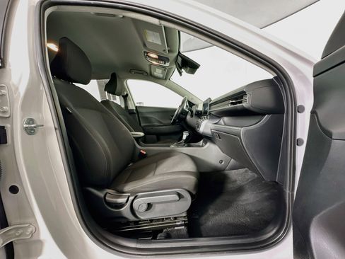 Used 2025 Hyundai Kona SEL FWD image 31