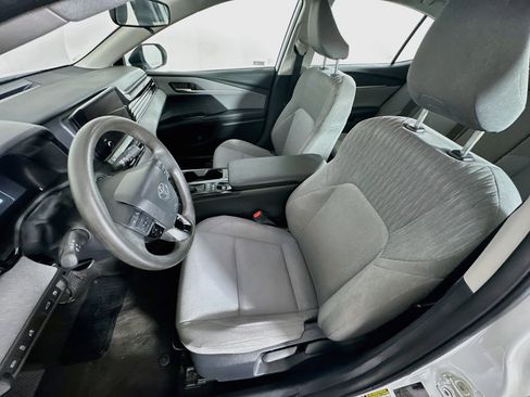 Used 2025 Toyota Camry LE FWD image 13