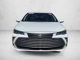 Used 2019 Toyota Avalon XLE w/ Protection Package FWD video 2