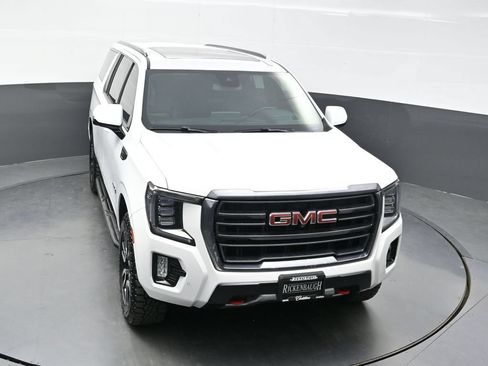 Used 2023 GMC Yukon XL AT4 AWD/4WD image 40