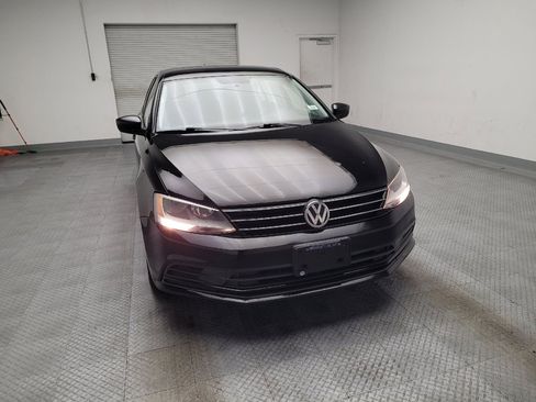 Used 2015 Volkswagen Jetta SE FWD image 14