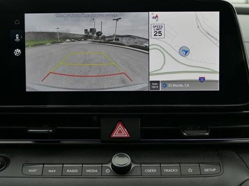 New 2025 Hyundai Elantra SEL image 19