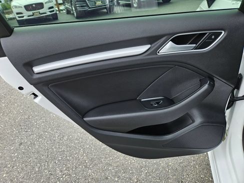 Used 2016 Audi A3 e-tron Premium FWD image 13