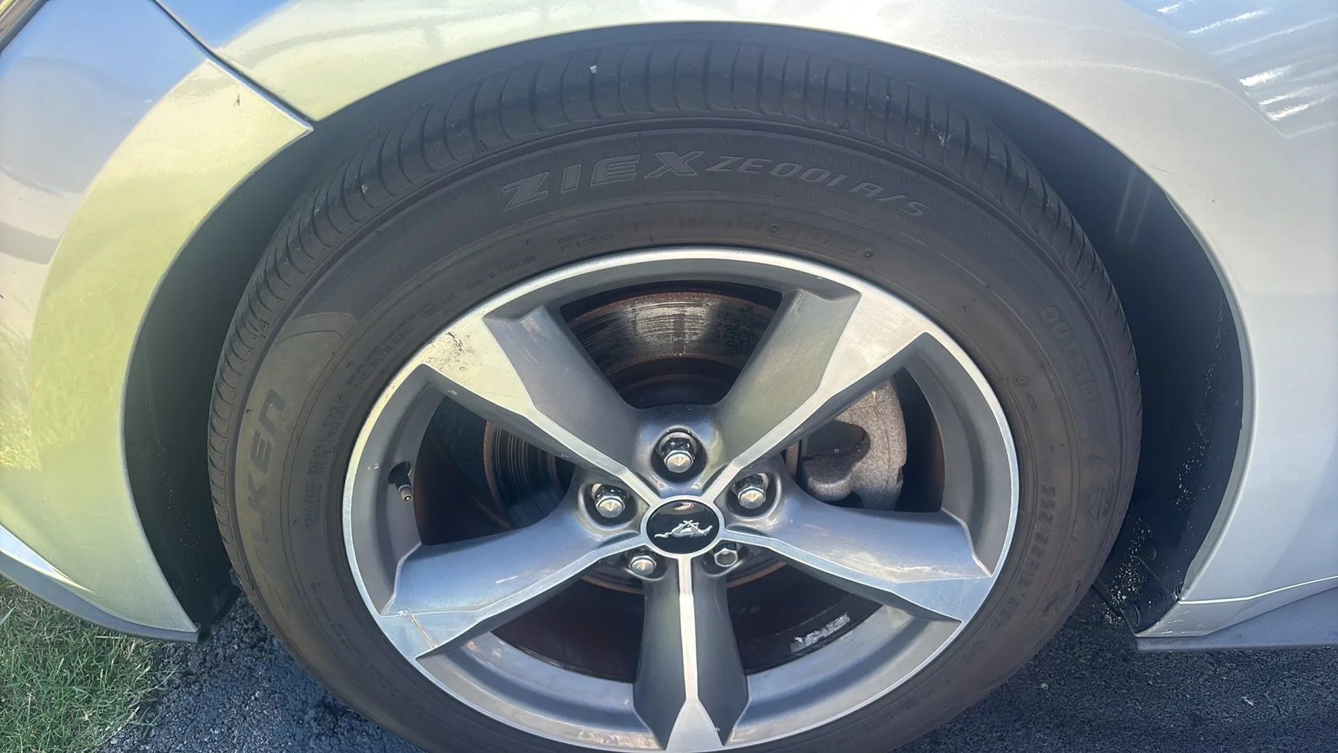 Used 2015 Ford Mustang Coupe RWD image 32