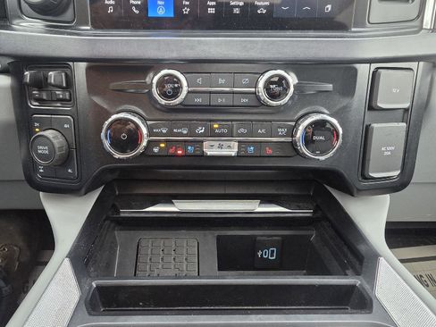 Used 2024 Ford F350 Limited w/ FX4 Off-Road Package image 24