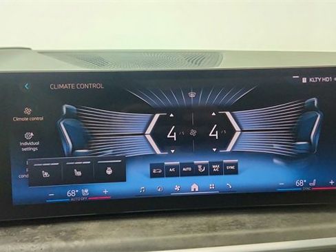 Used 2024 BMW X5 sDrive40i image 53