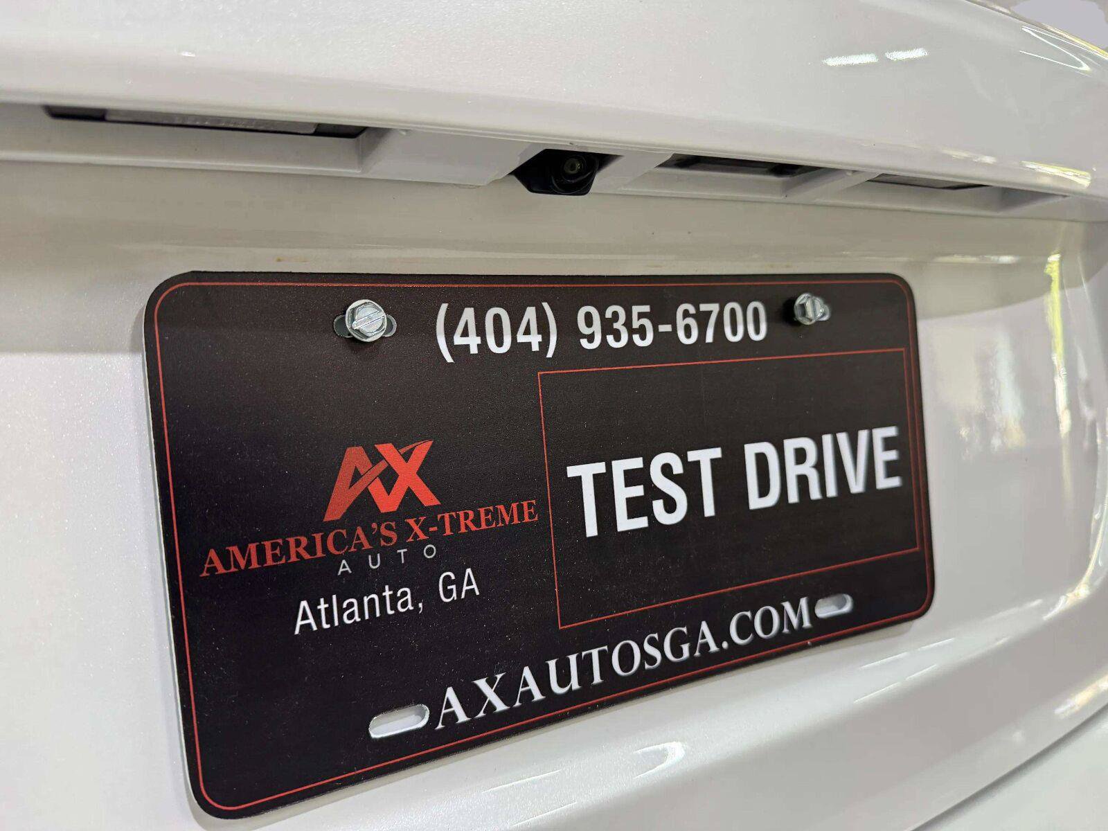 Used 2023 Nissan Kicks SR w/ SR Premium Package FWD image 19
