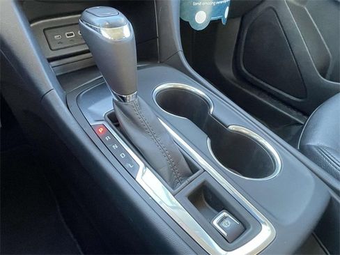 Certified 2019 Chevrolet Equinox LT image 21