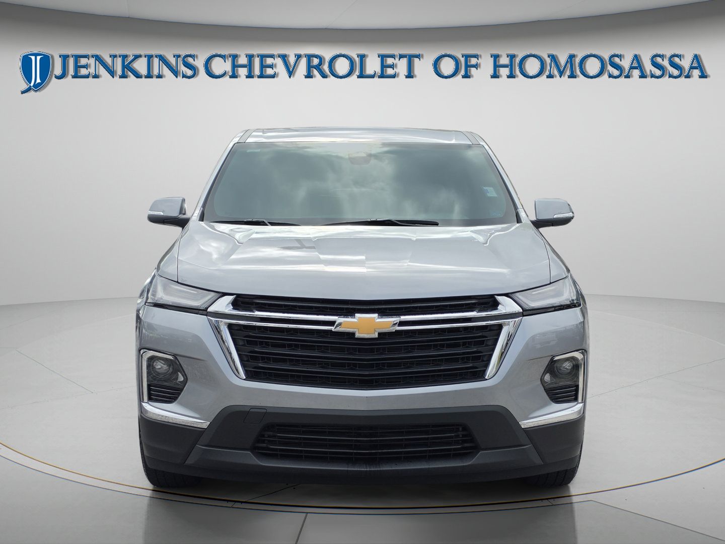 Used 2023 Chevrolet Traverse LS w/ Safety Package FWD image 12