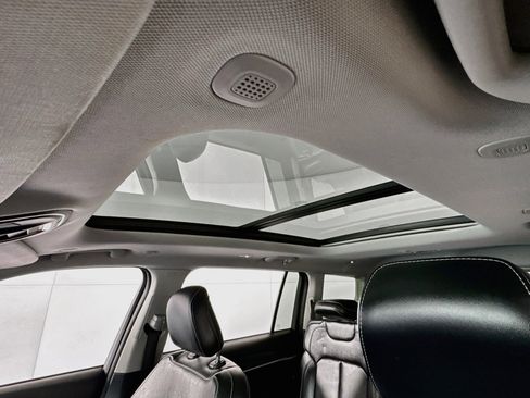 Used 2022 Jeep Grand Cherokee L Limited image 6