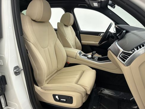 Used 2022 BMW X5 xDrive40i w/ Premium Package AWD/4WD image 25