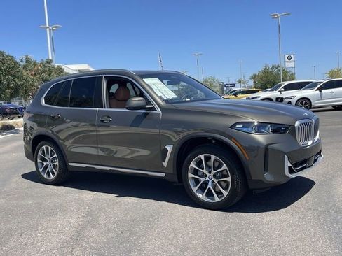 New 2026 BMW X5 sDrive40i w/ Premium Package image 4