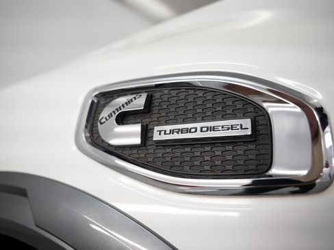 Used 2019 Nissan Titan PRO-4X image 65