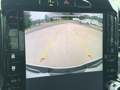 Used 2025 RAM 1500 Big Horn AWD/4WD image 24