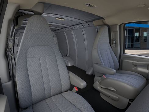 New 2026 Chevrolet Express 2500 image 16