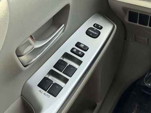 Used 2012 Toyota Prius V Three FWD image 16
